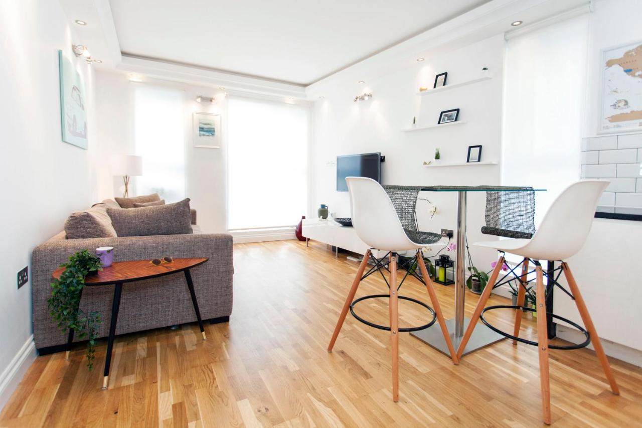 ロンドンItalianflat - Stamford Bridgeアパートメント エクステリア 写真